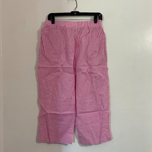 NWT Country Store Pink Gingham Capris | Size: Large - Picture 2 of 5
